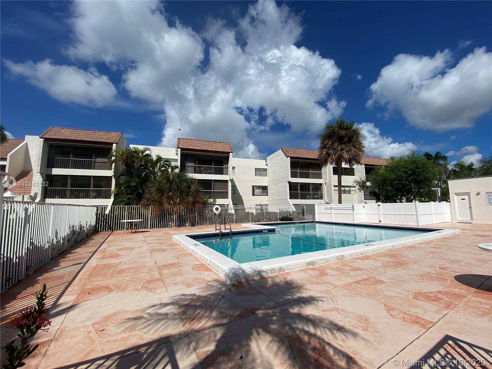 301 Racquet Club Rd # 208, Weston FL 33326 photo 3