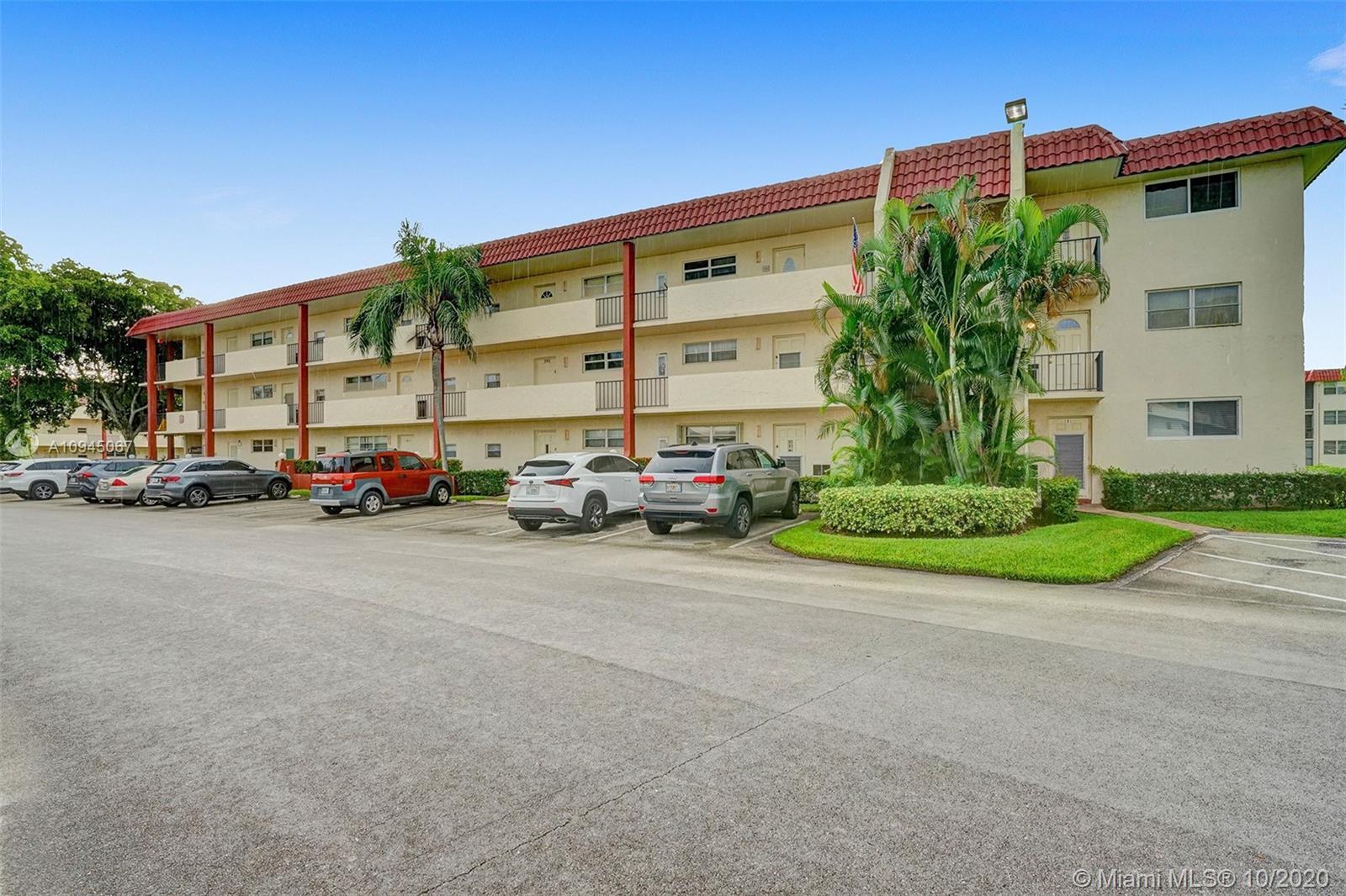 9420 S Hollybrook Lake Dr # 206, Pembroke Pines FL 33025 photo 3