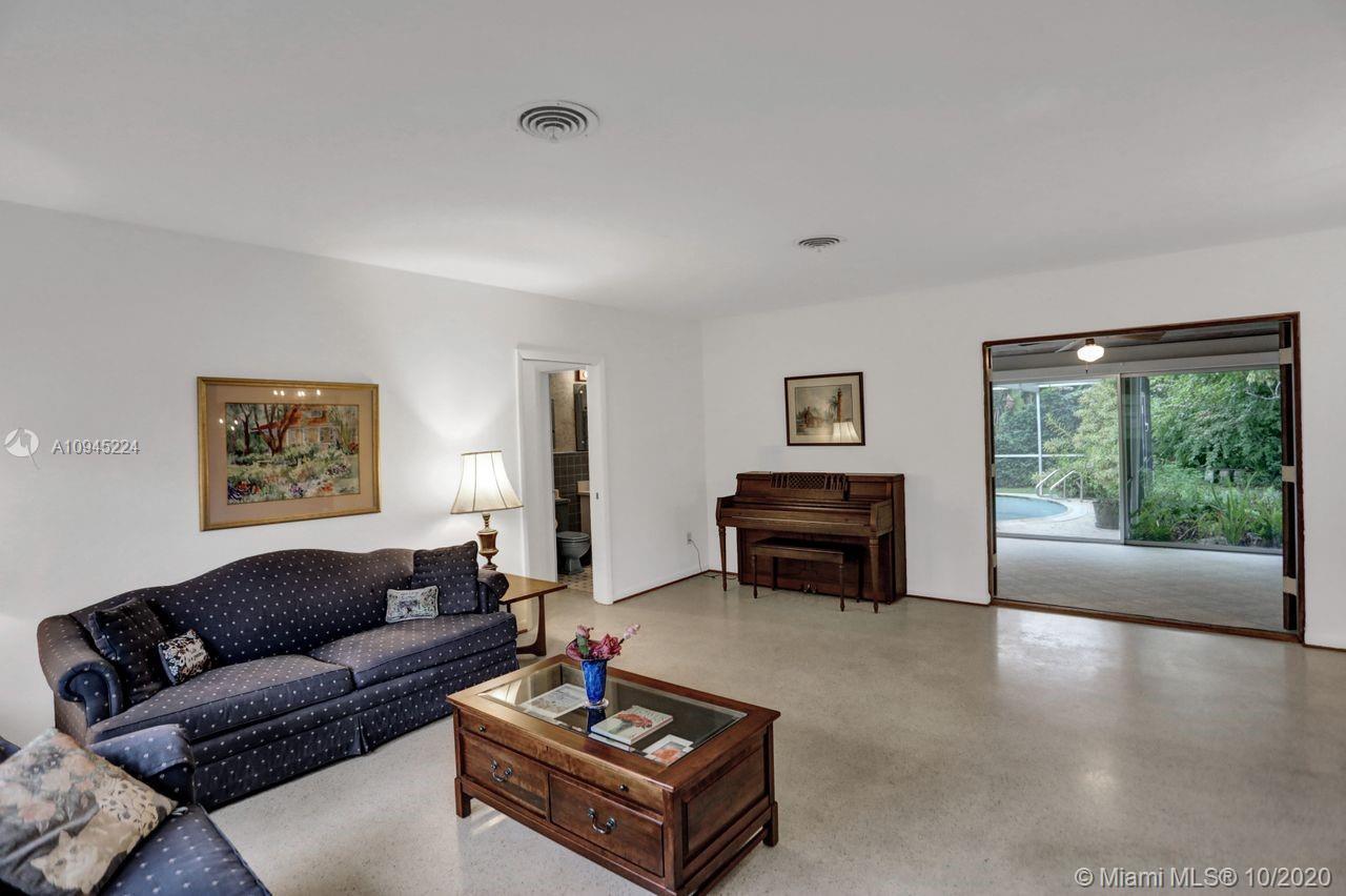 7550 SW 138th St, Palmetto Bay FL 33158 photo 3