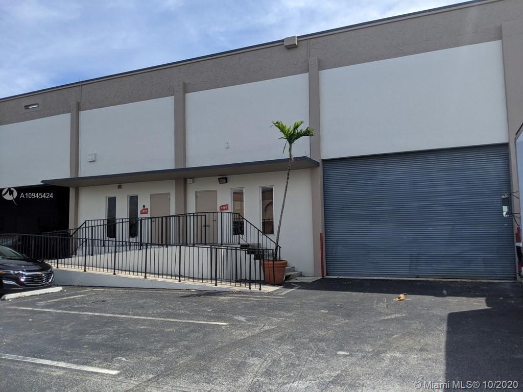1569 NW 82 Ave, Doral FL 33126