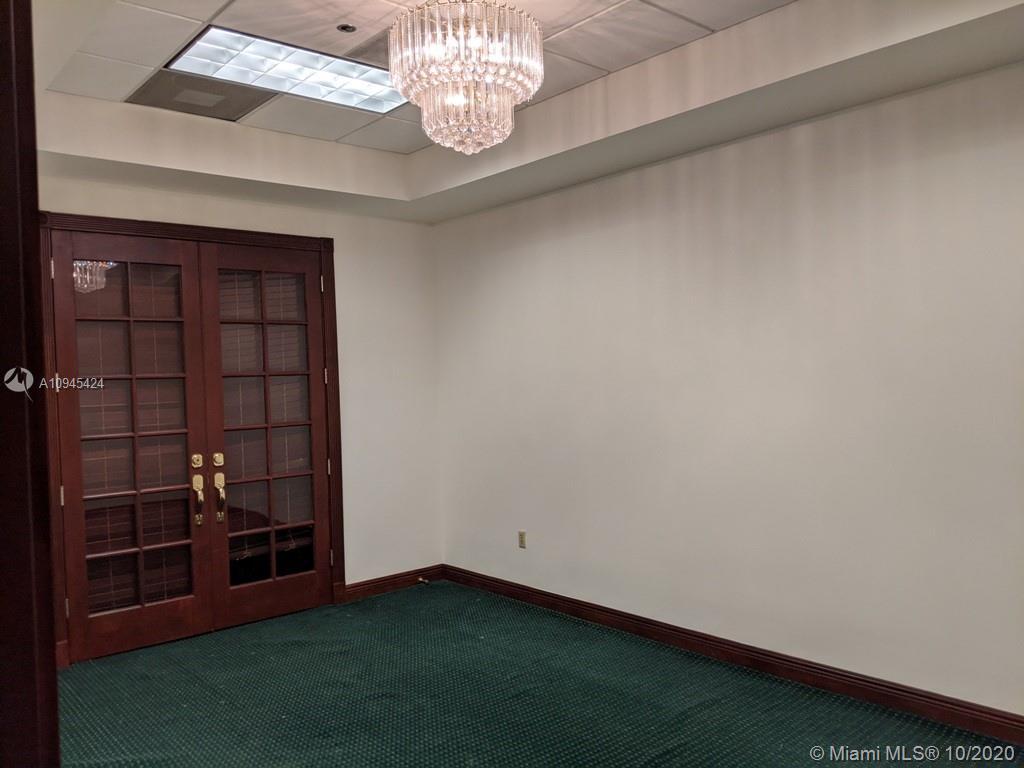 1569 NW 82 Ave, Doral FL 33126 photo 4