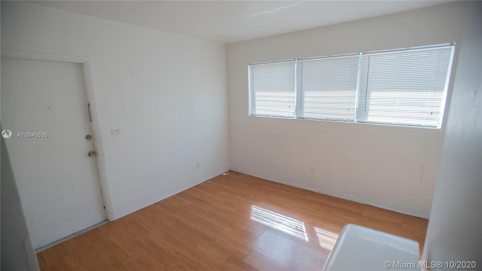 461 SW 6th St # 6, Miami FL 33130 photo 2
