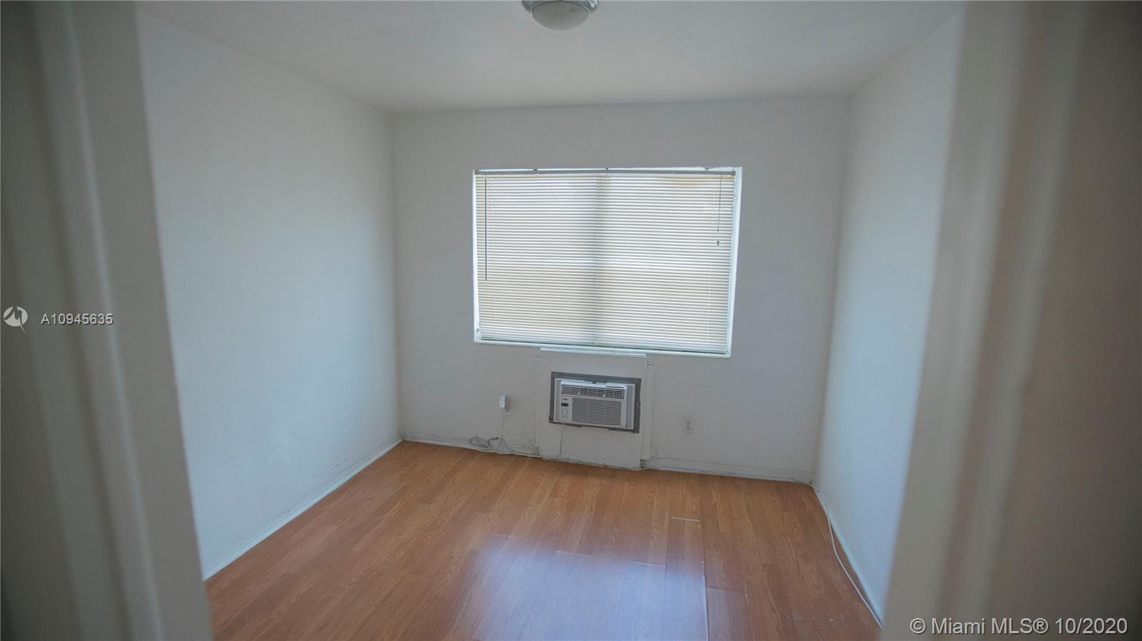 461 SW 6th St # 6, Miami FL 33130 photo 4