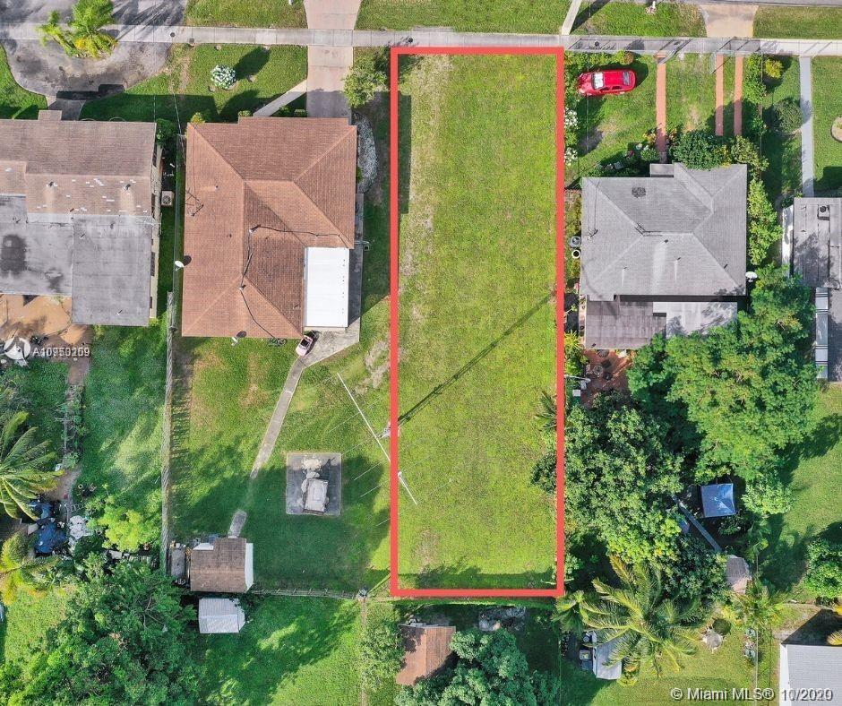 19 Sw St, West Park FL 33023