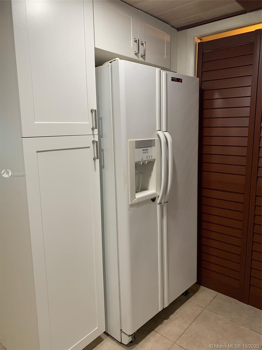 140 Lakeview Dr # 110, Weston FL 33326 photo 3