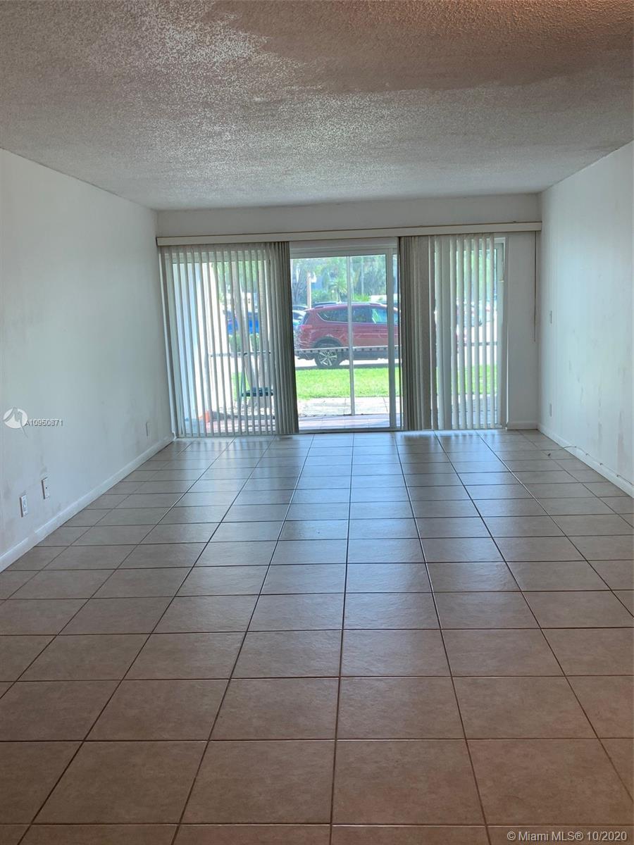 140 Lakeview Dr # 110, Weston FL 33326 photo 5