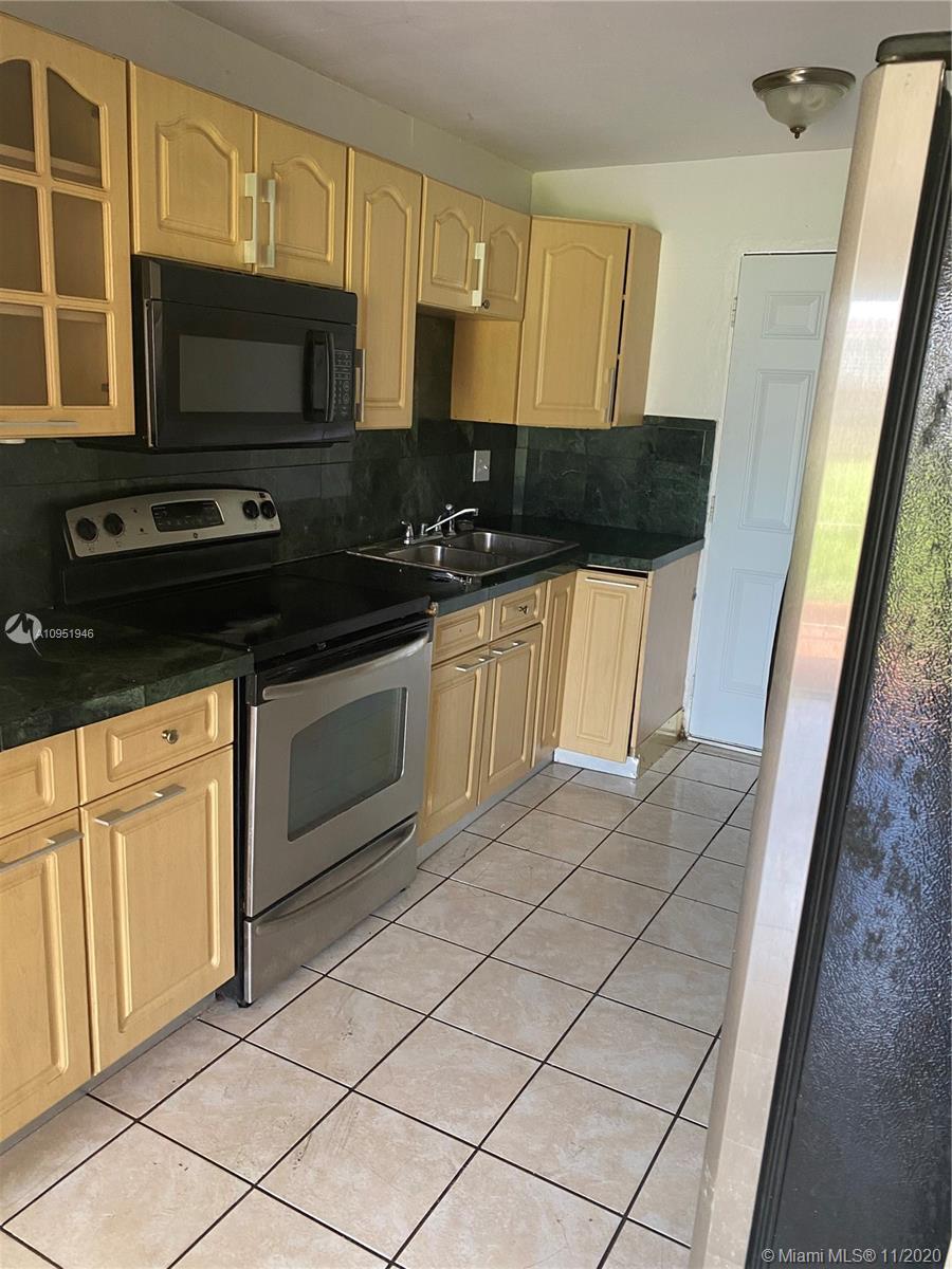 2651 NW 13th St # 30, Miami FL 33125 photo 2