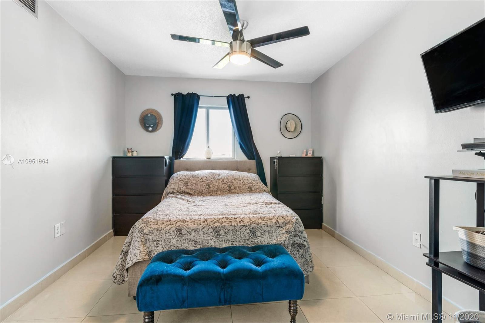 1475 SW 8th St # 515, Miami FL 33135 photo 4