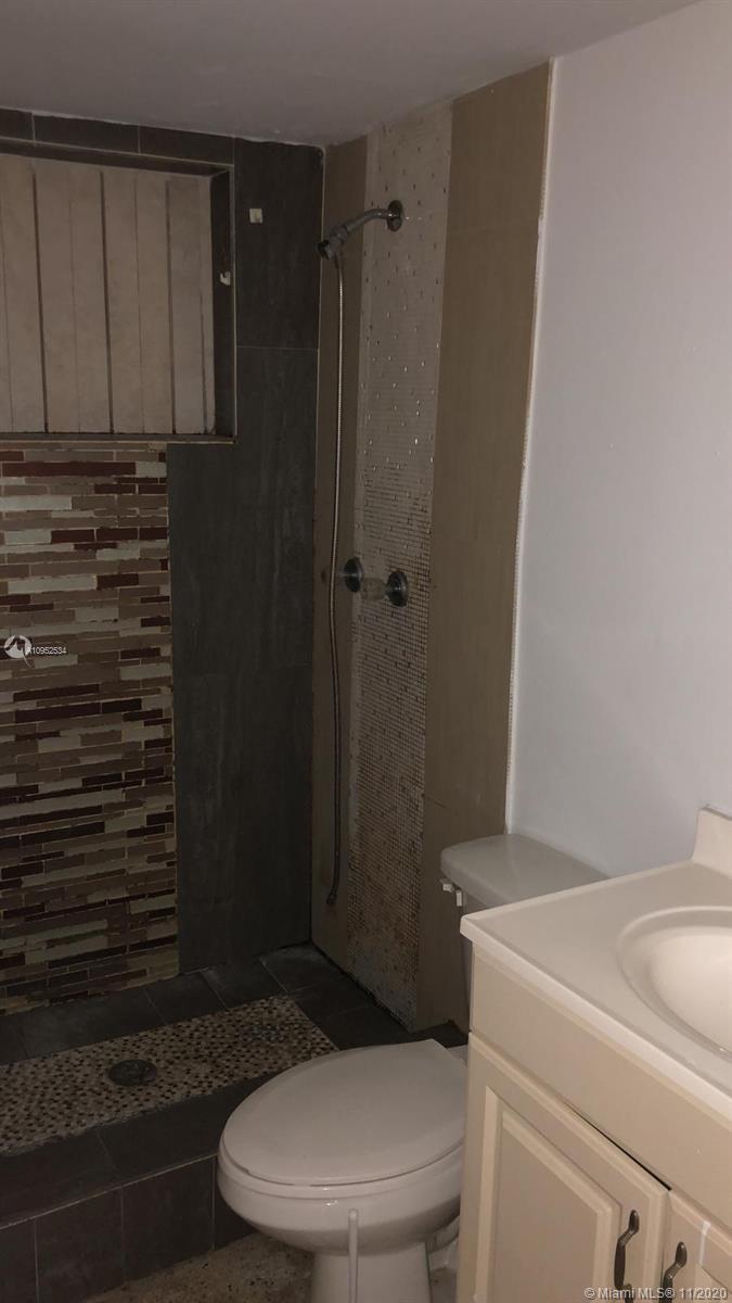 1029 NW 5th St # 6, Miami FL 33128 photo 5
