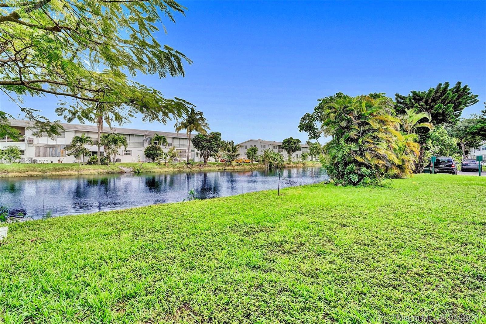 165 NE 203 Terrace # 15, Miami Gardens FL 33179