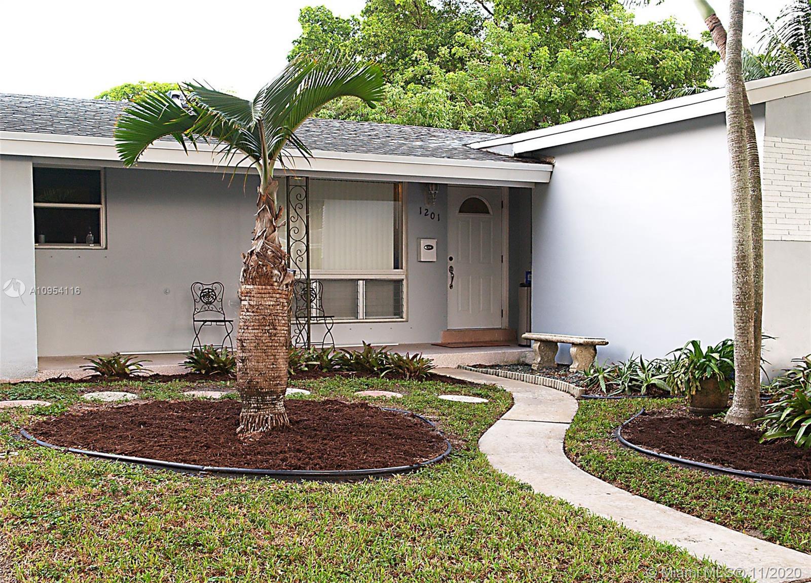 1201 N 30th Rd, Hollywood FL 33021 photo 3