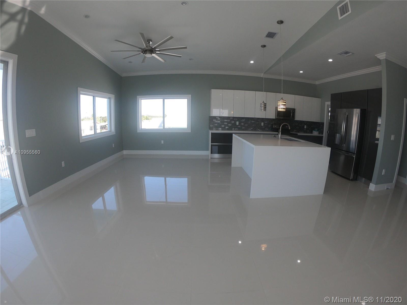 138 Normandy Dr, Key Largo FL 33070 photo 2