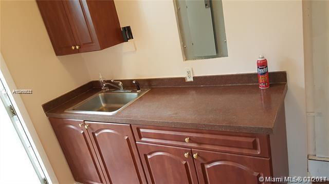 85 NE 172nd St Rear, North Miami Beach FL 33162 photo 5