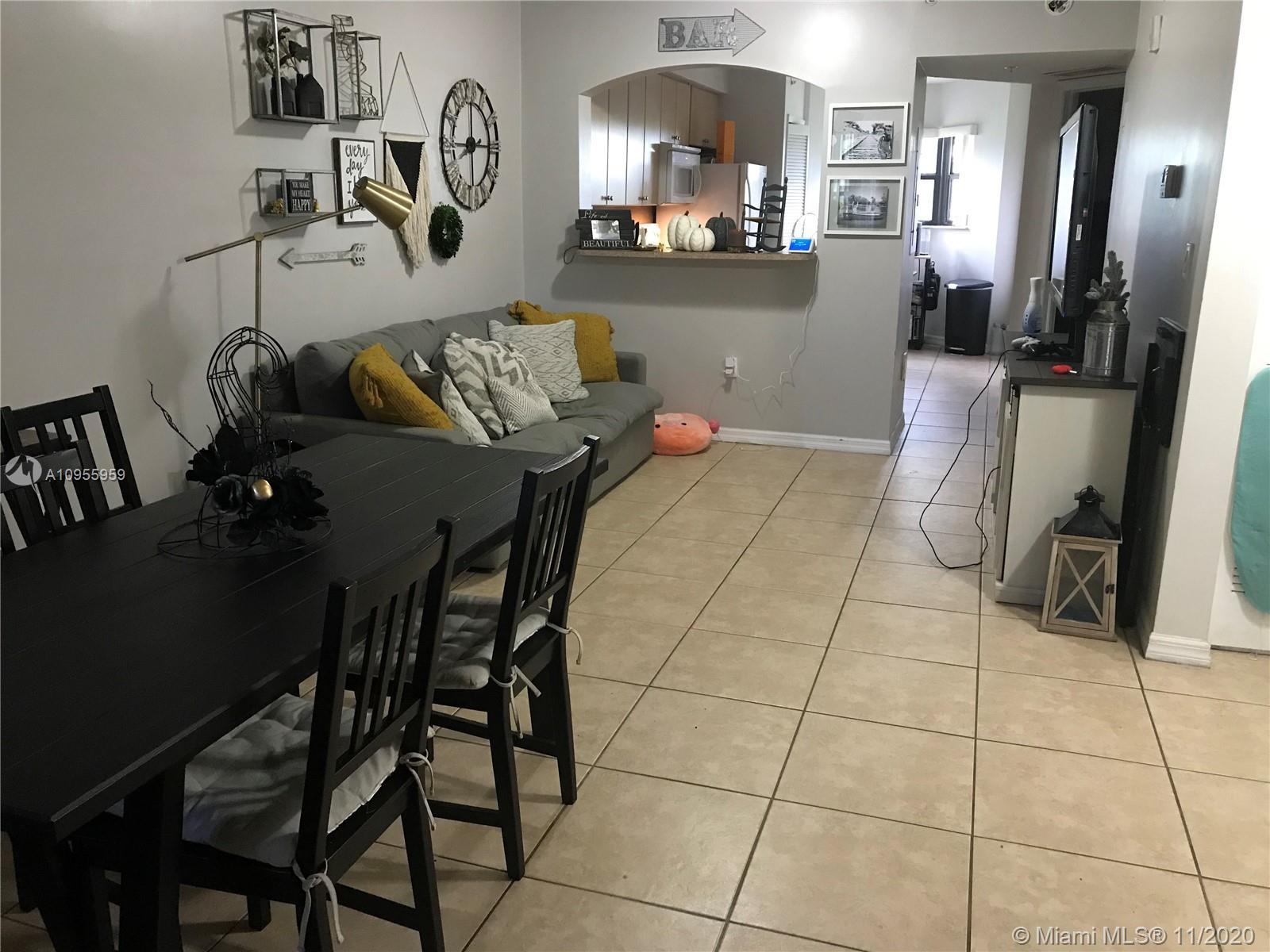 22621 SW 88th Pl # 8, Cutler Bay FL 33190 photo 2