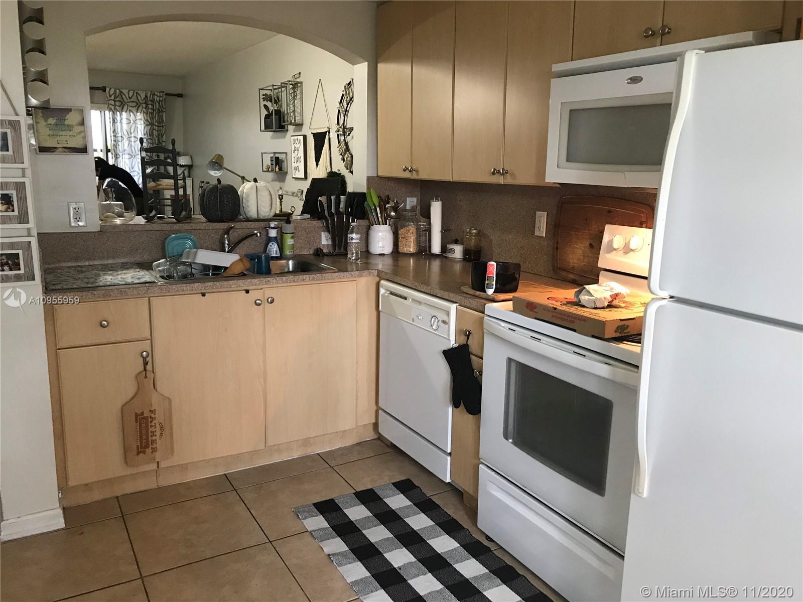 22621 SW 88th Pl # 8, Cutler Bay FL 33190 photo 3
