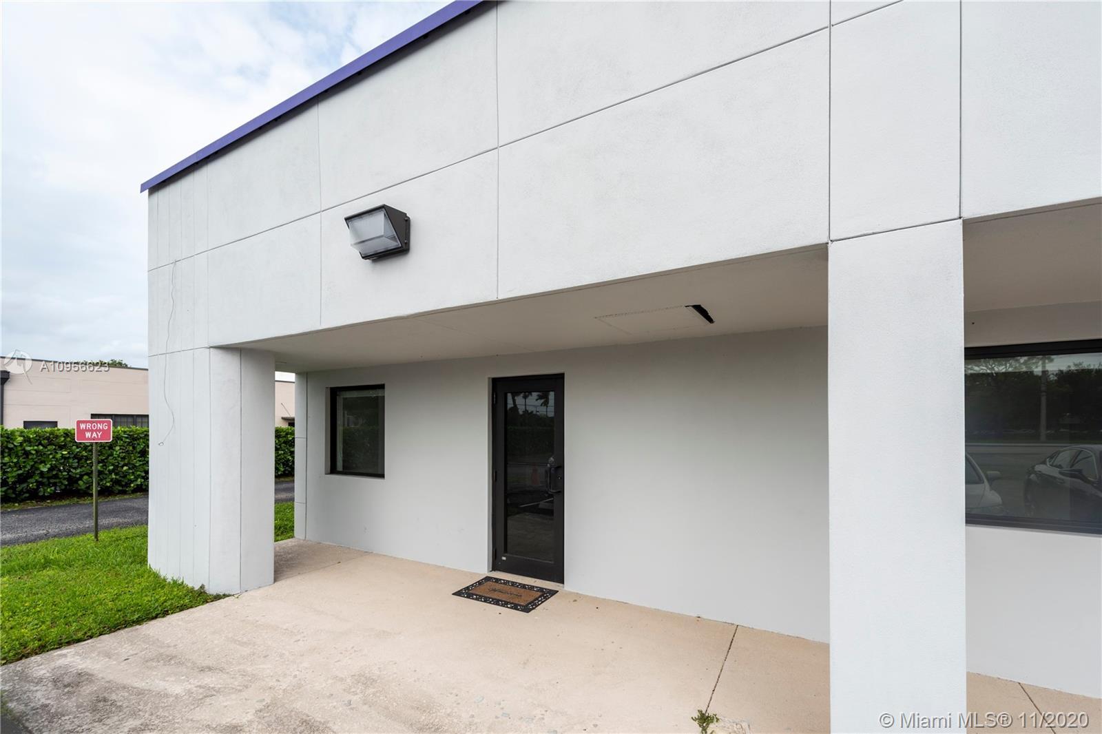 2765 NW 62nd St # C, Fort Lauderdale FL 33309 photo 2