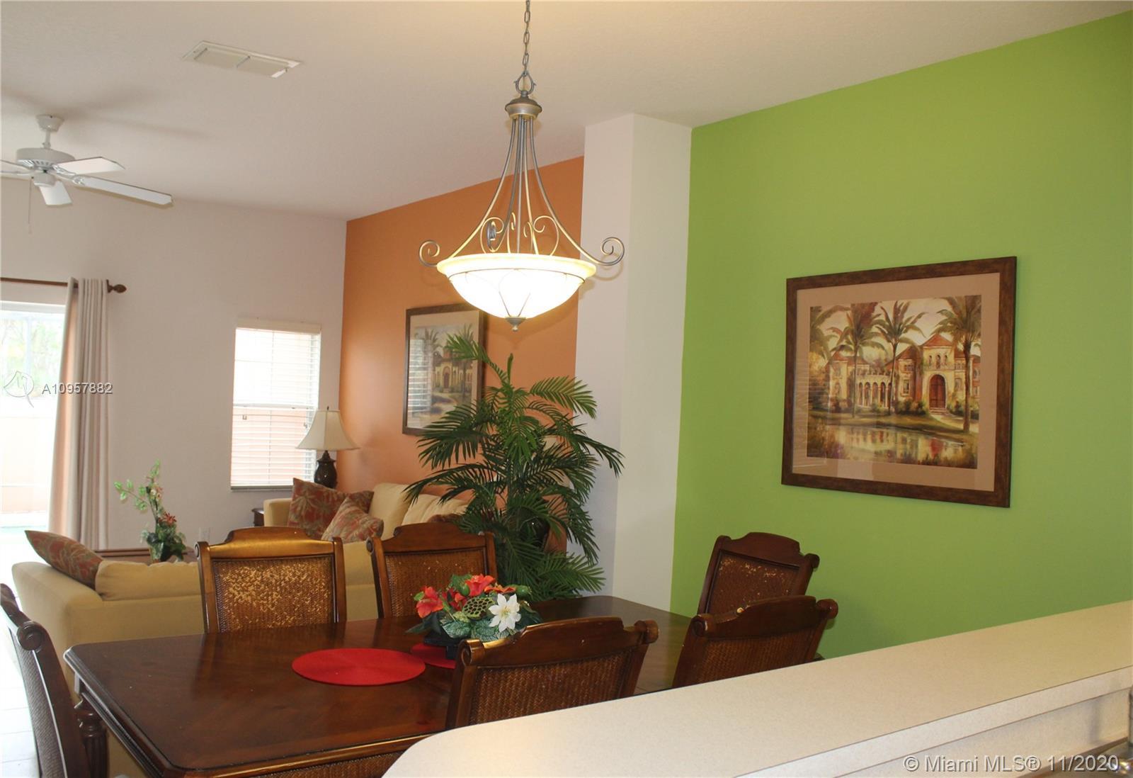 8521 Bay Lilly Loop, Kissimmee FL 34747 photo 4