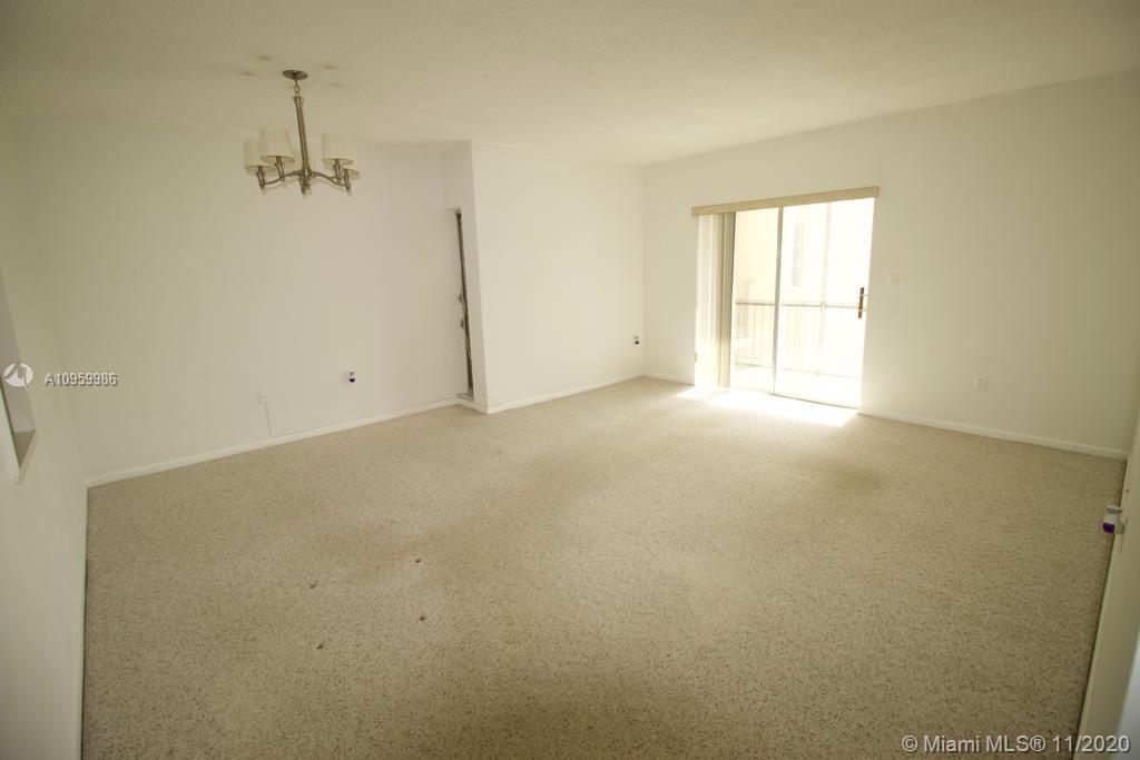 9159 SW 77th Ave # 311, Miami FL 33156 photo 2