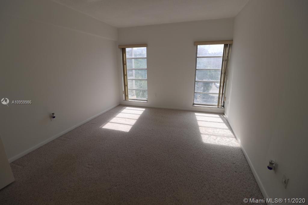9159 SW 77th Ave # 311, Miami FL 33156 photo 3