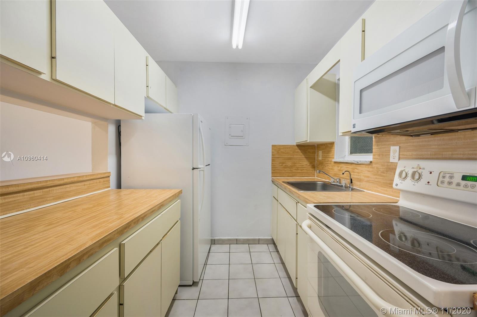 1530 SW 2nd St # 305, Miami FL 33135 photo 4
