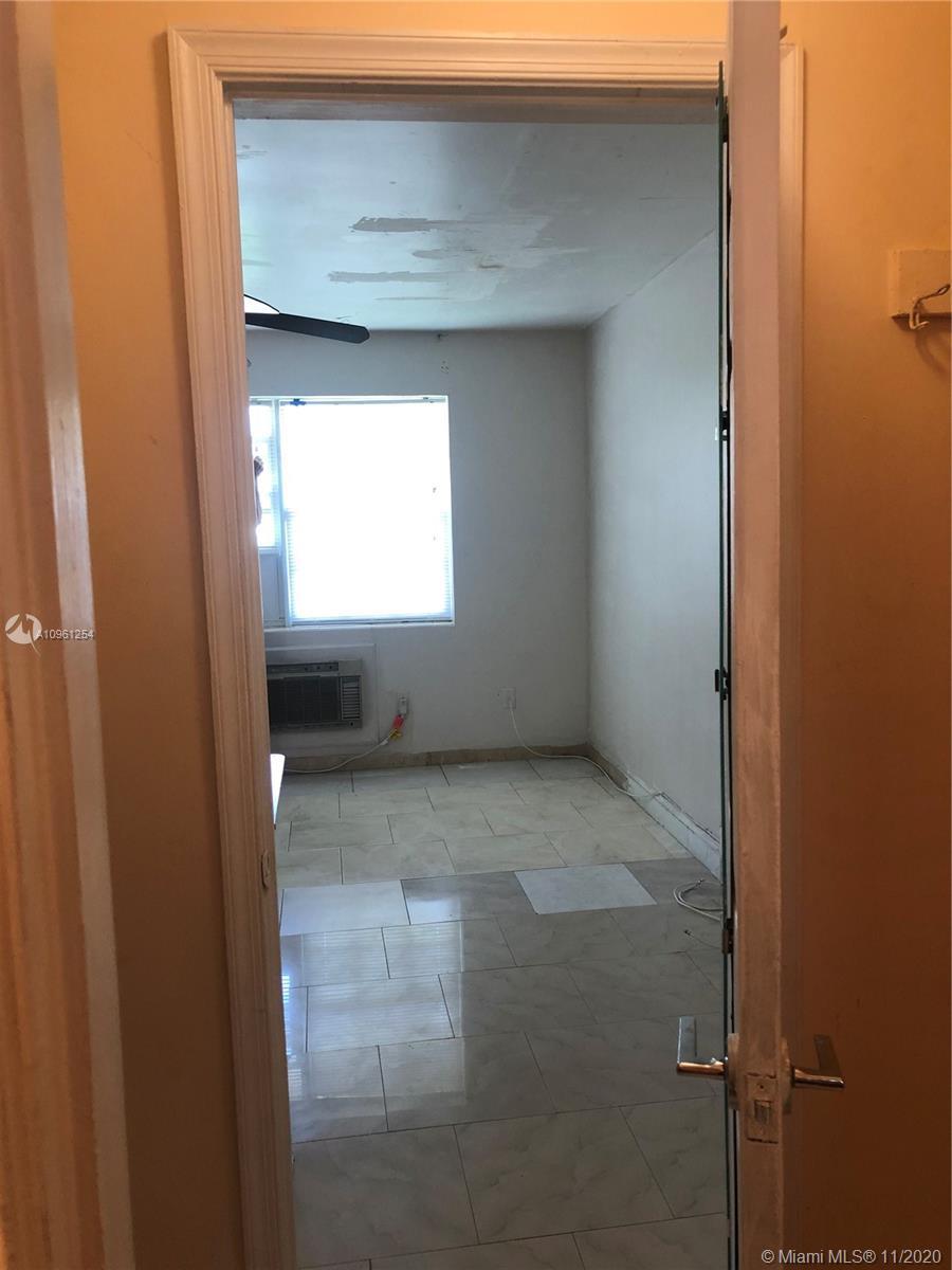 2915 NE 214th St # 2, Aventura FL 33180 photo 3