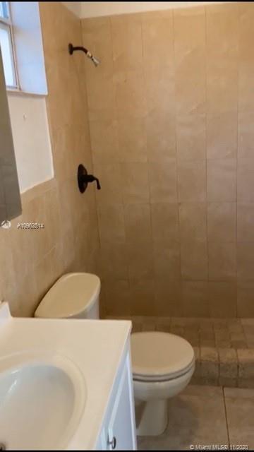 2970 NW 15th St # B, Miami FL 33125 photo 2