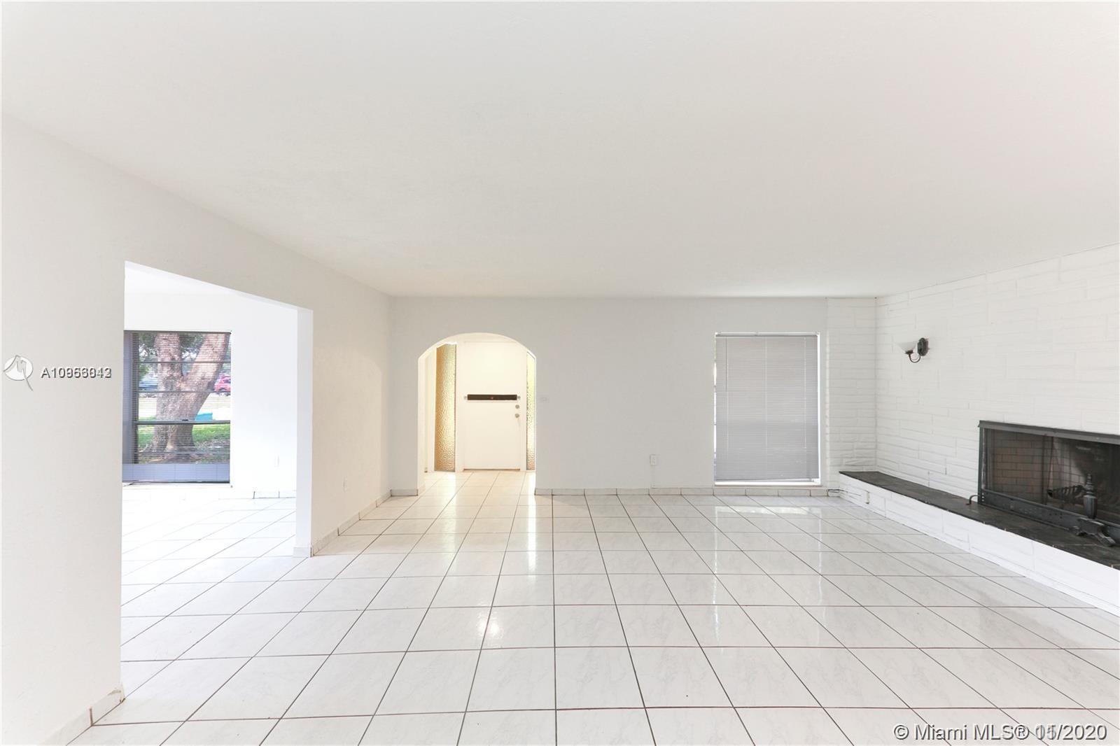 3019 SW 68th Ter, Miramar FL 33023 photo 5