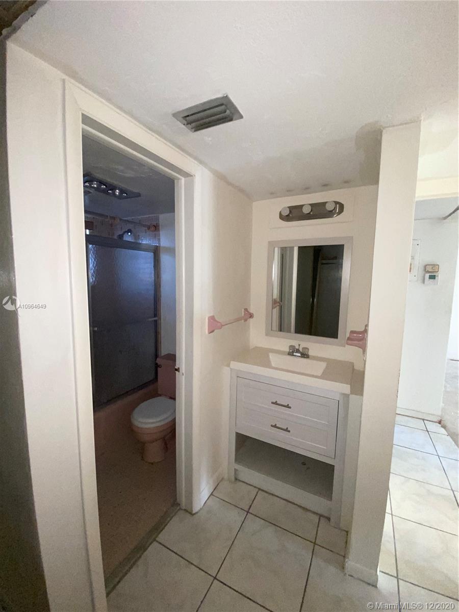 18900 NE 3rd Ct # 522, Miami FL 33179 photo 5