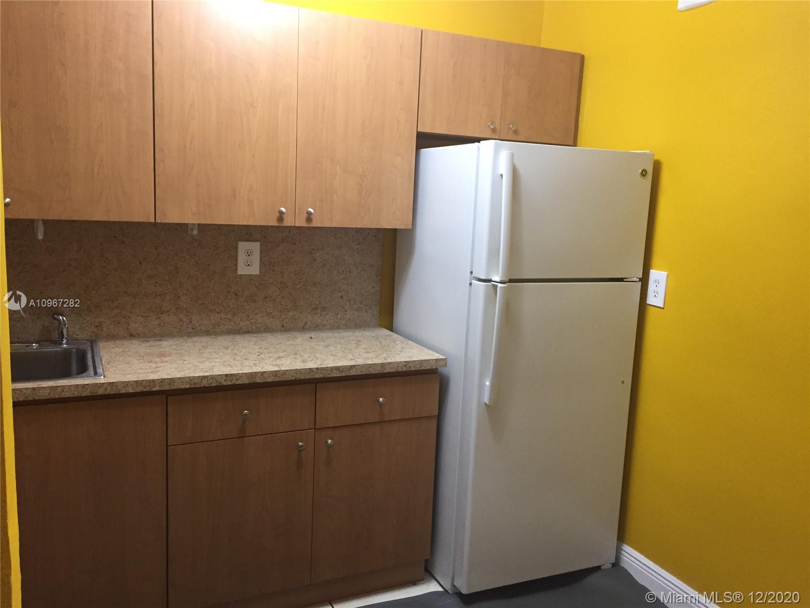 1525 NW 19th Ter # 9, Miami FL 33125 photo 4