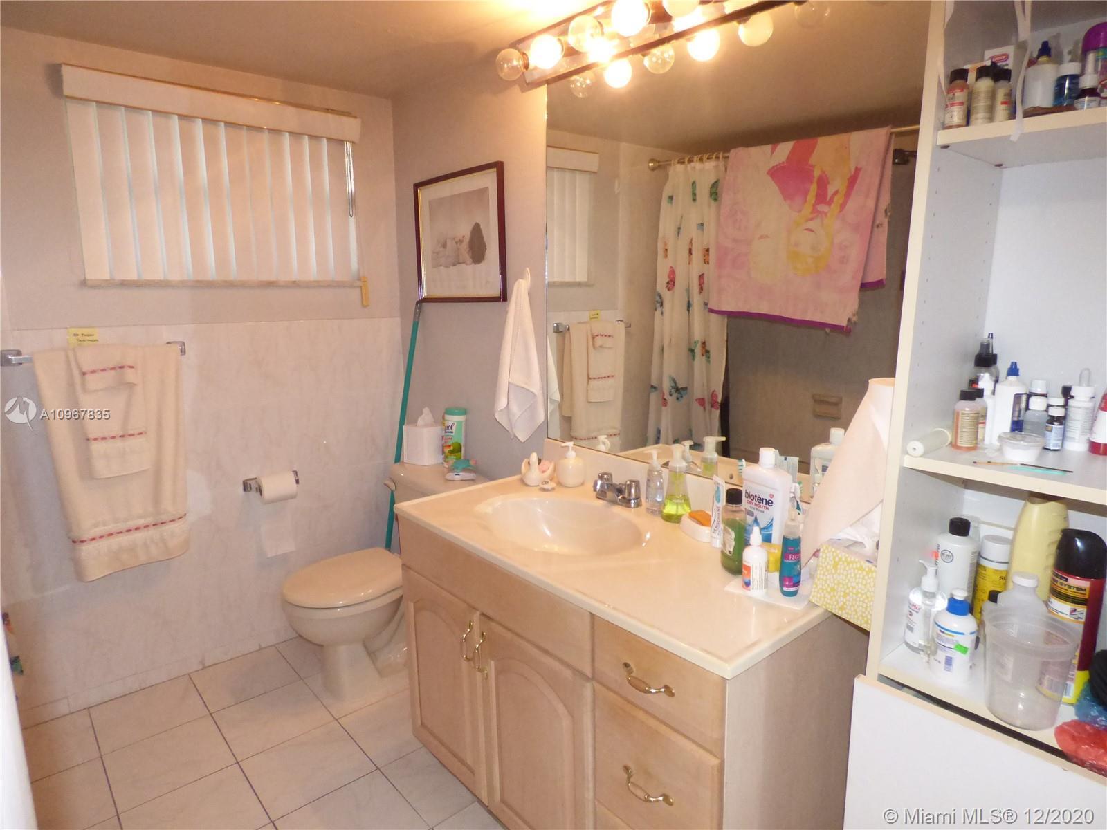 1780 NE 191st St # 2, Miami FL 33179 photo 3