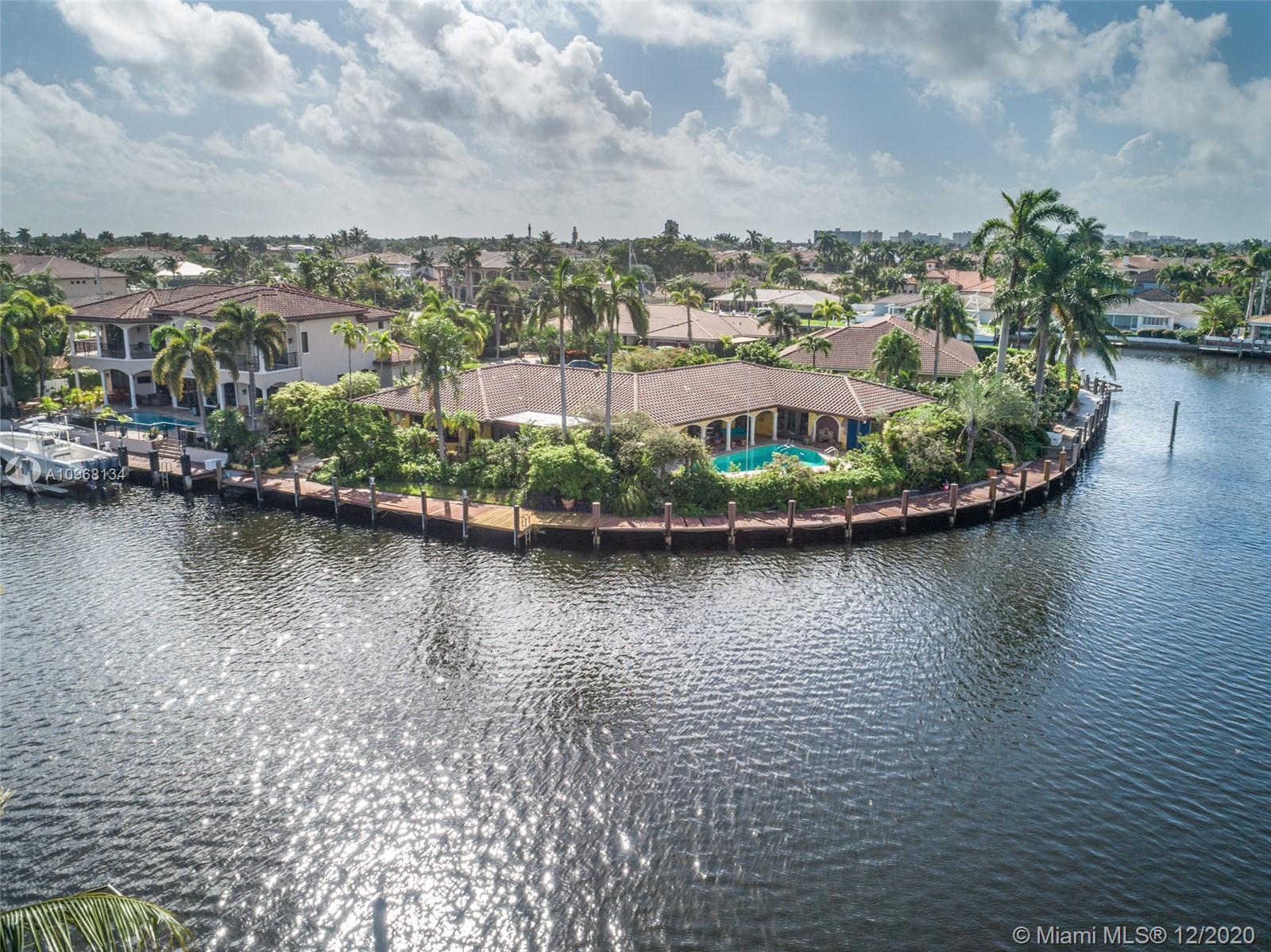 2311 NE 33rd St, Lighthouse Point FL 33064