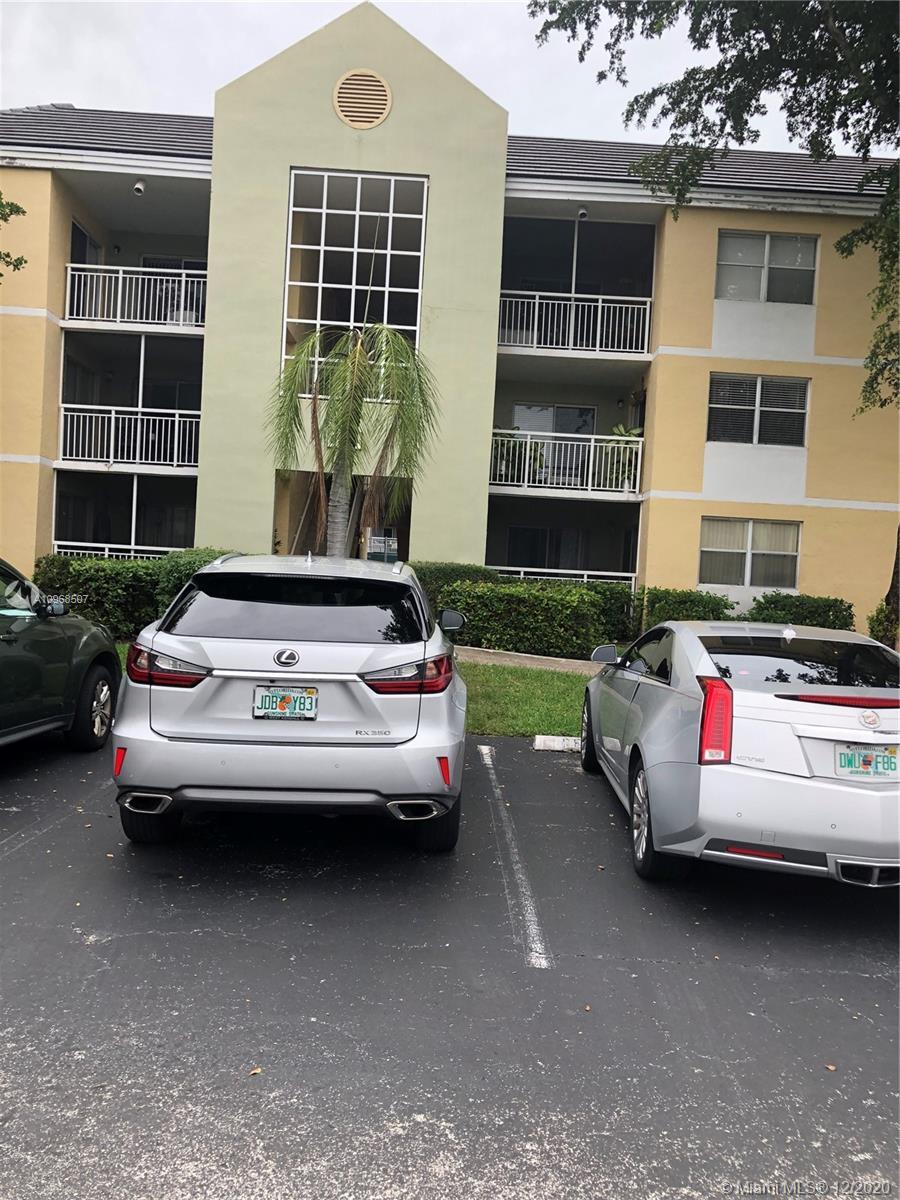 8580 SW 212th St # 104, Cutler Bay FL 33189