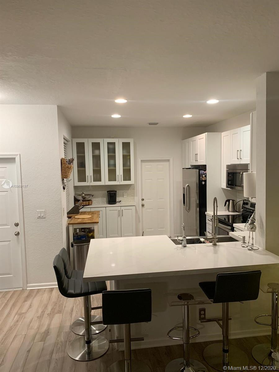 4105 Forest Dr # 4105, Weston FL 33332