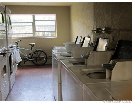 444 SW 4th St # 401, Miami FL 33130 photo 2
