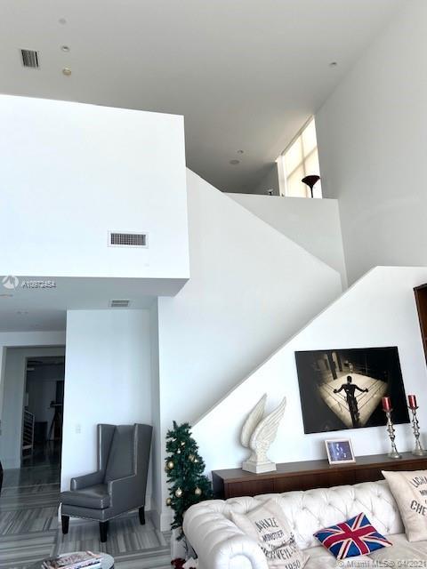 1331 Brickell Bay Dr, Miami FL 33131 photo 2
