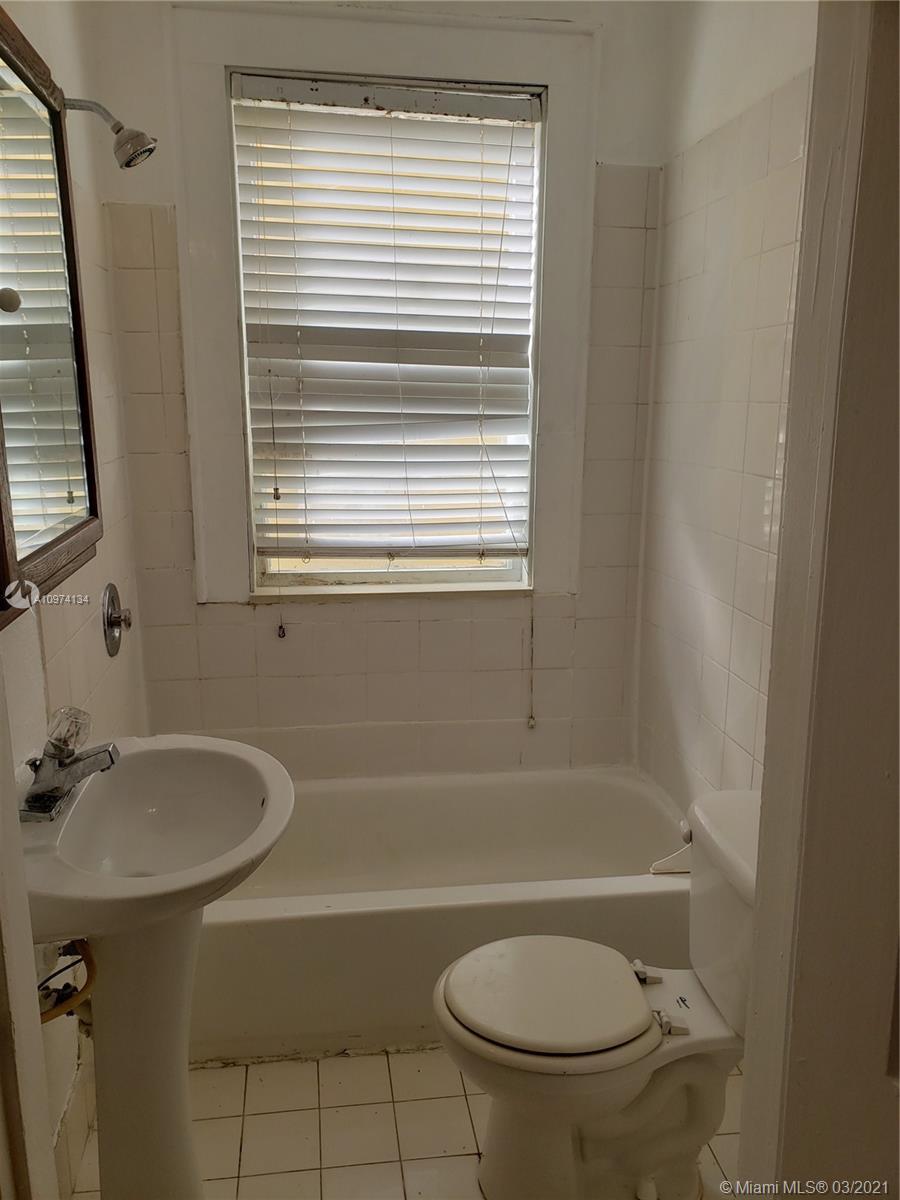 124 Mendoza Ave # 9, Coral Gables FL 33134 photo 5