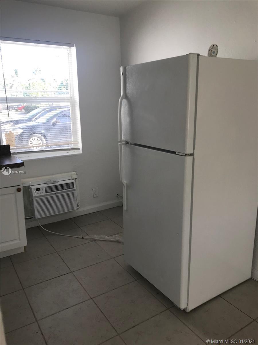 716 NE 8th St # 4, Hallandale Beach FL 33009 photo 2