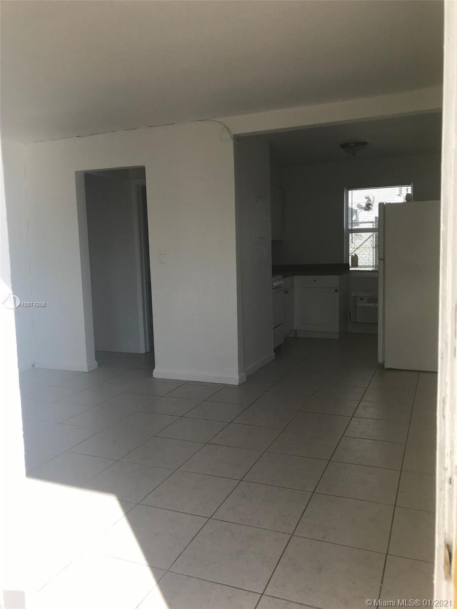 716 NE 8th St # 4, Hallandale Beach FL 33009 photo 3
