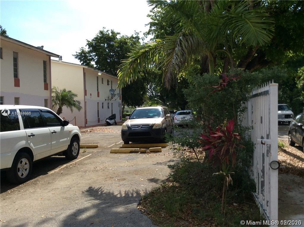 1525 NW 19th Ter # 11, Miami FL 33125 photo 4