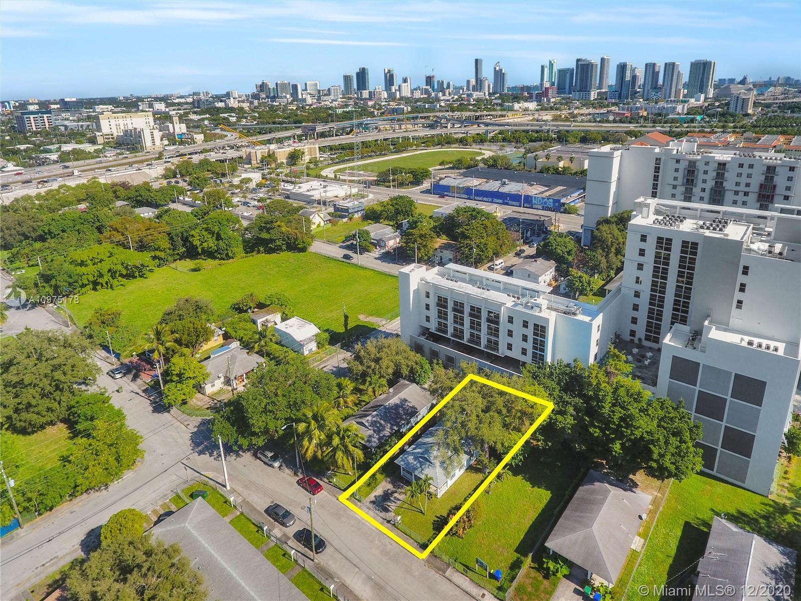 1163 NW 8th Ave, Miami FL 33136 photo 3