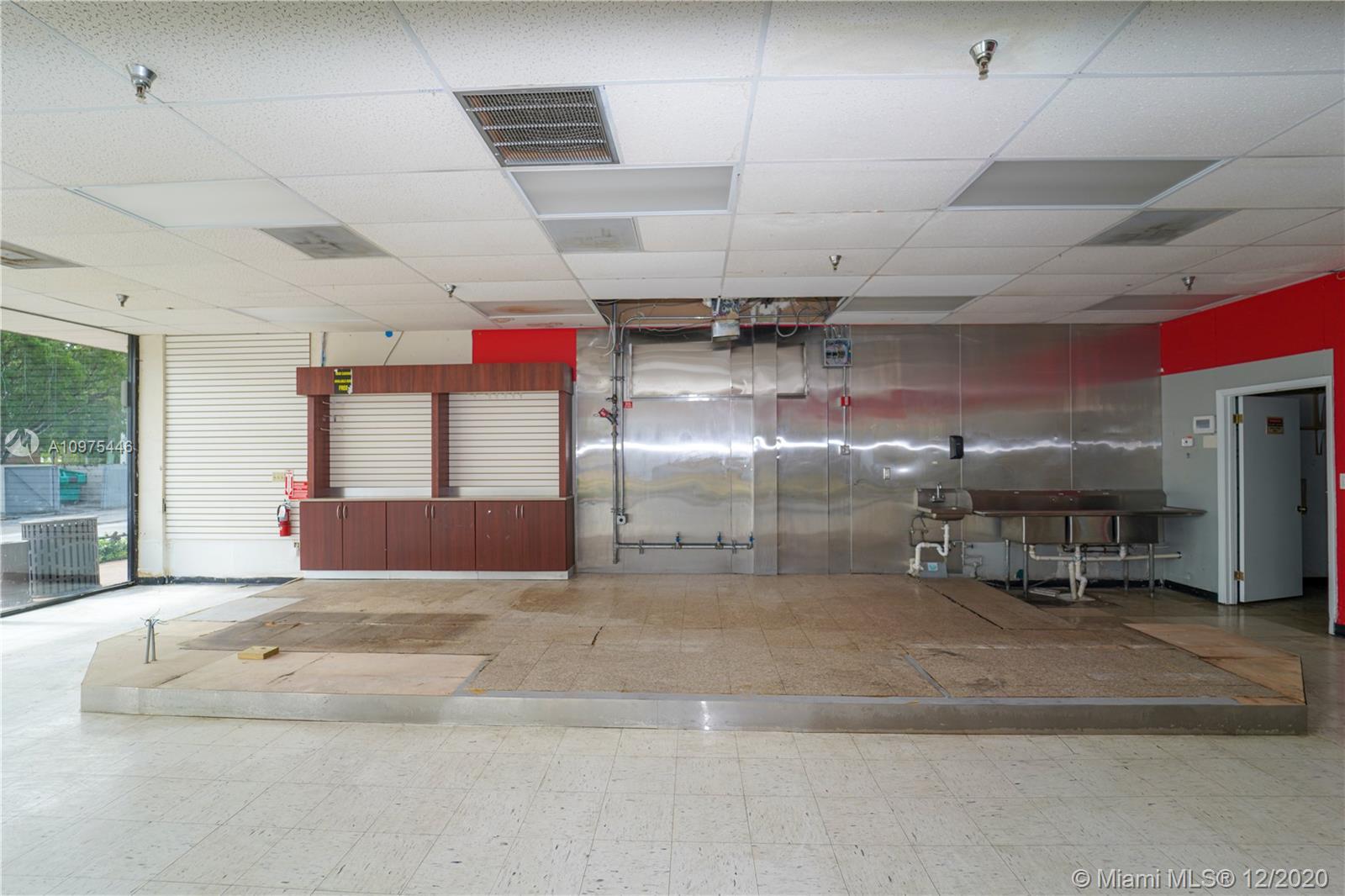 9801 Pines Blvd # 9843, Pembroke Pines FL 33024 photo 3