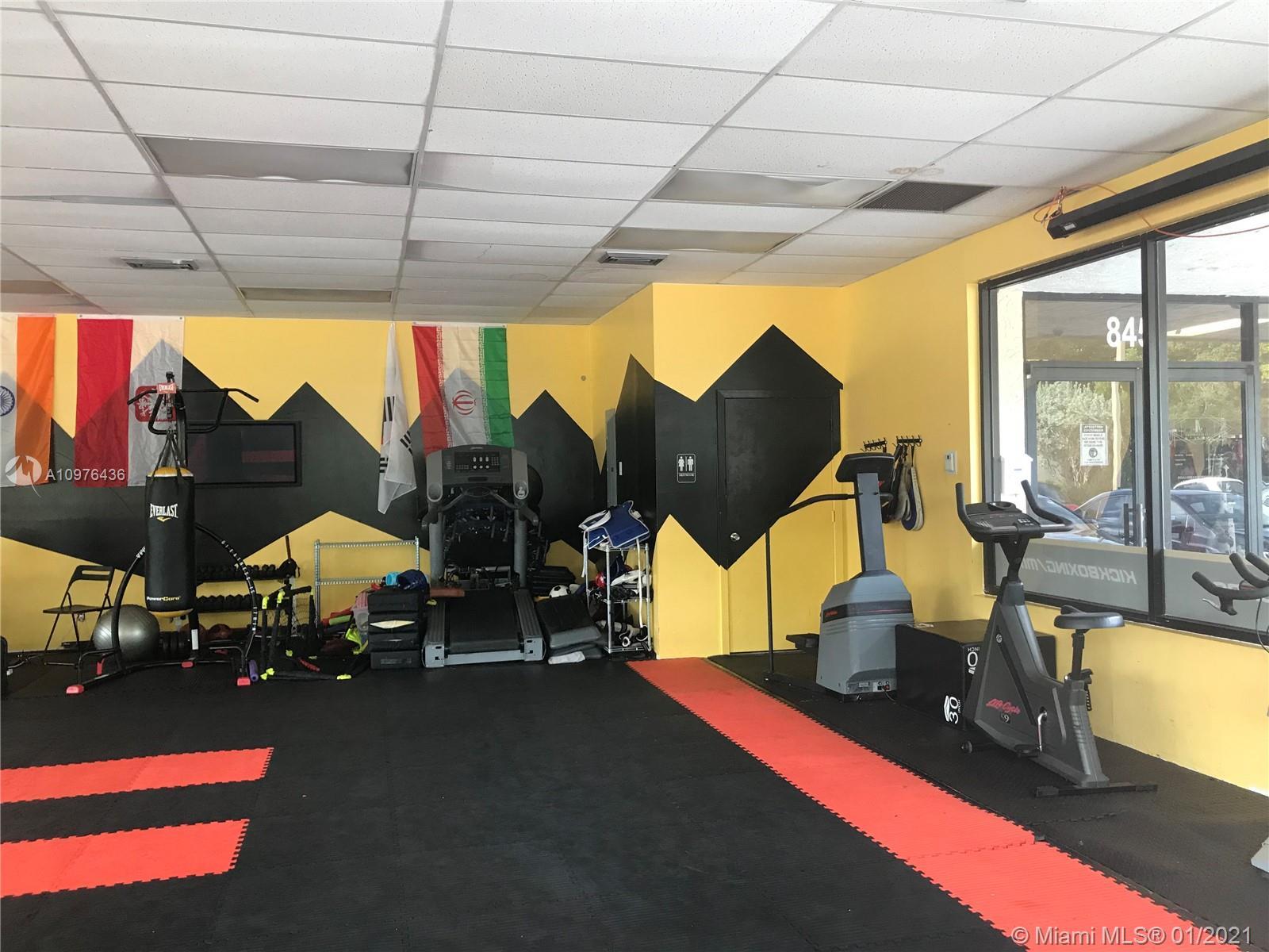 8457 W Oakland Park Blvd, Sunrise FL 33351 photo 4