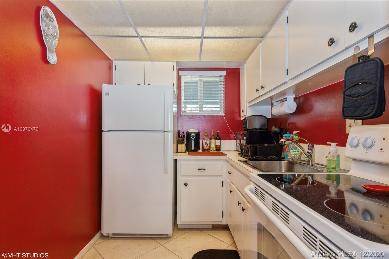 8607 SW 68th Ct # 27, Pinecrest FL 33156 photo 2