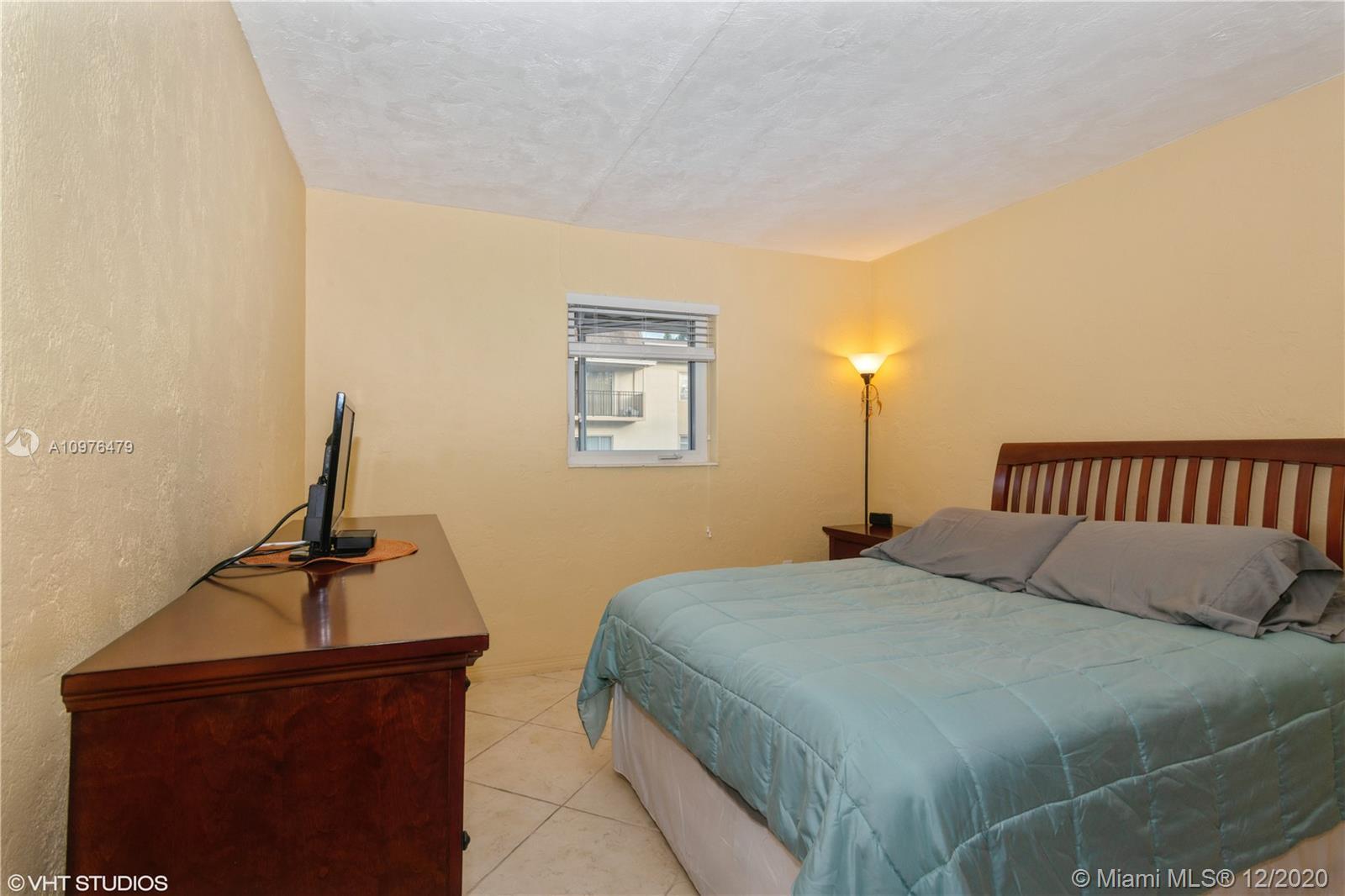 8607 SW 68th Ct # 27, Pinecrest FL 33156 photo 4