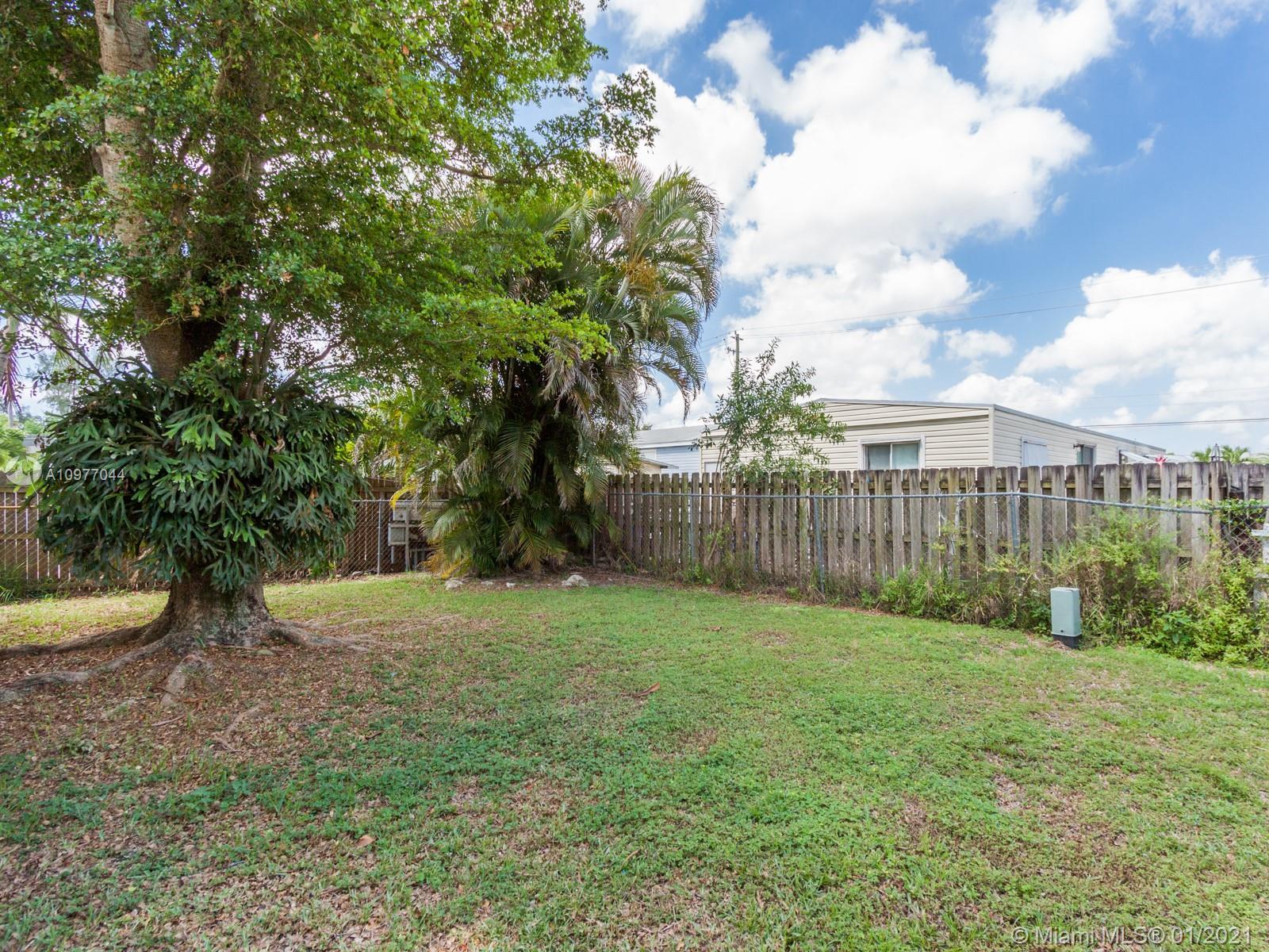 400 NW 214th Ave, Pembroke Pines FL 33029 photo 5