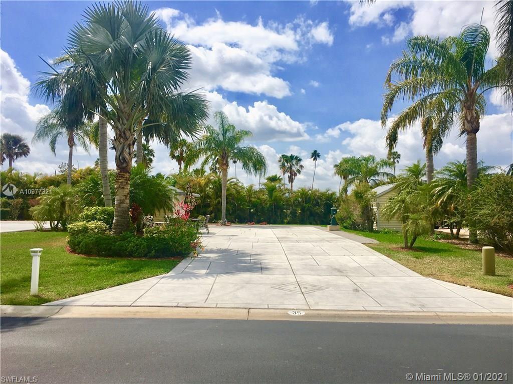 3007 W RiverBend Resort Blvd, La Belle FL 33935