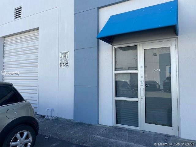 2355 NW 70th Ave 7, Miami FL 33122