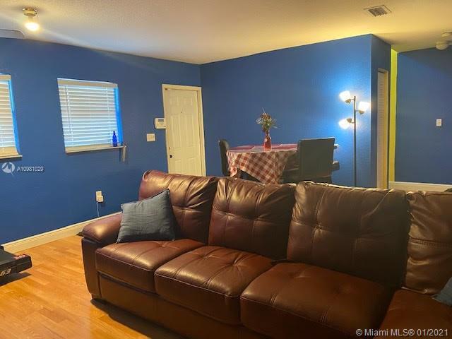 2720 NW 131st St # 2720, Opa-Locka FL 33054