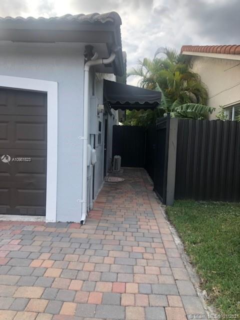 5162 SW 157th CT # 0, Miami FL 33185 photo 2