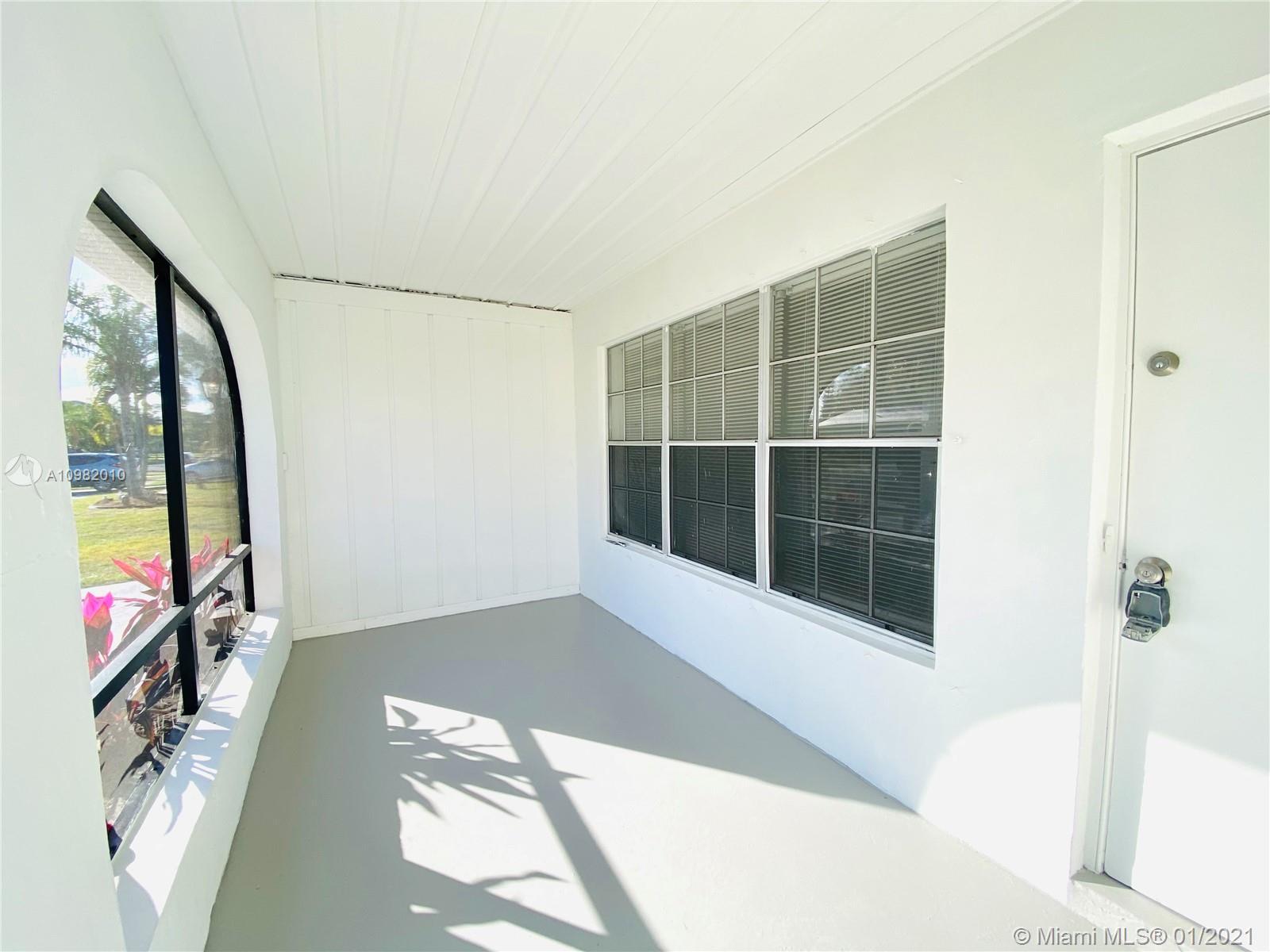 213 SW Dabney Dr, Port St. Lucie FL 34983 photo 3